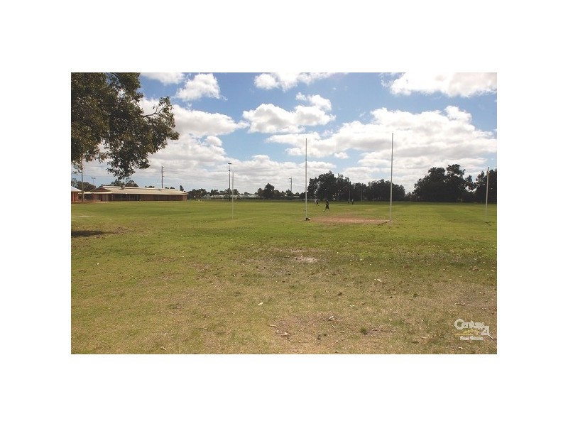 74 Kingfisher Avenue, Ballajura WA 6066