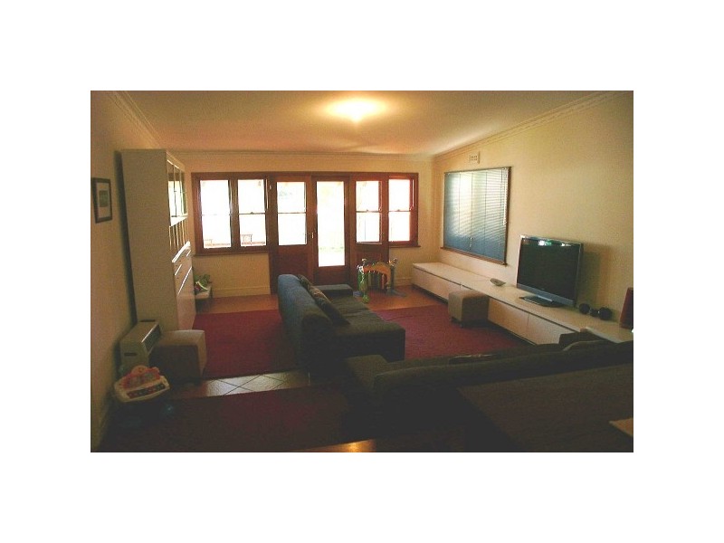 35 Kitchener Avenue, Bayswater WA 6053