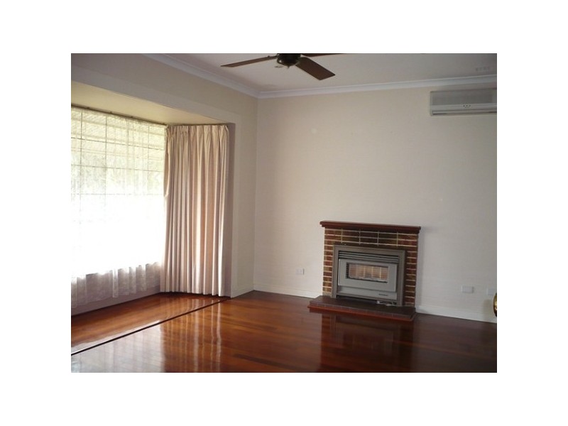 6 Ware Street, Embleton WA 6062