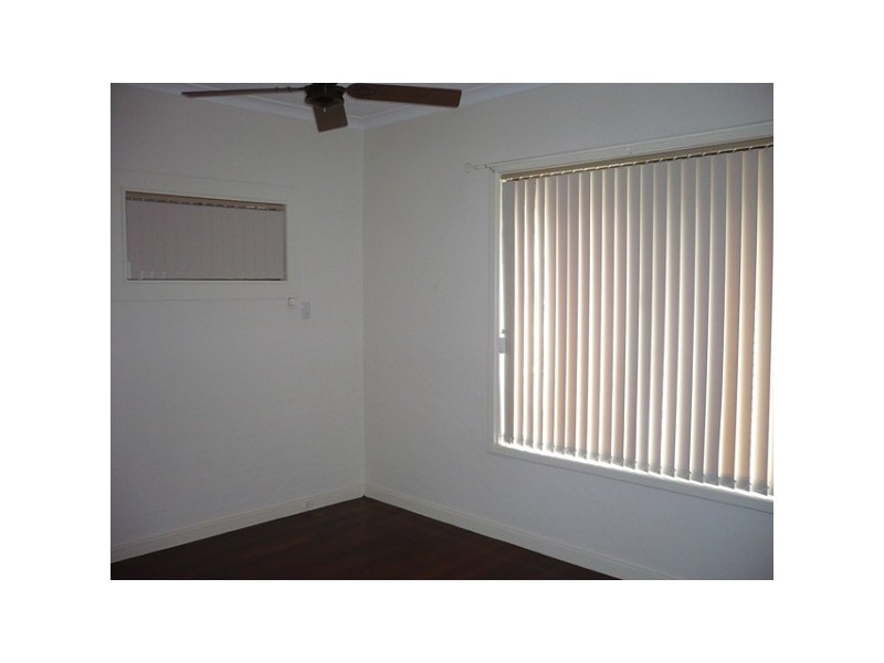 6 Ware Street, Embleton WA 6062