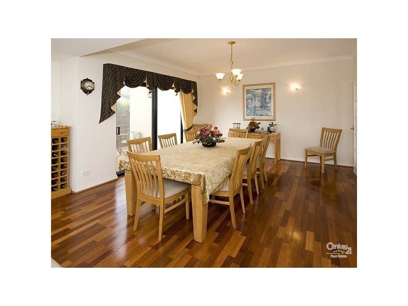 28 Rochester Way, Dianella WA 6059