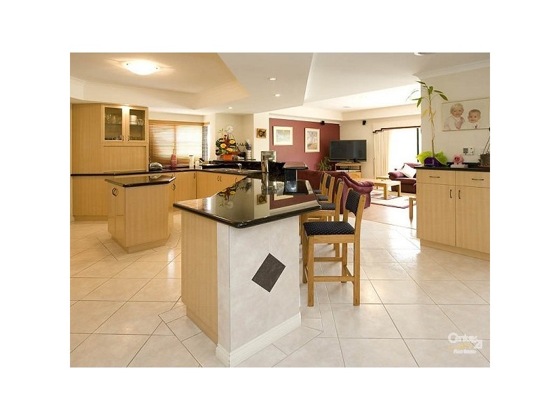 28 Rochester Way, Dianella WA 6059