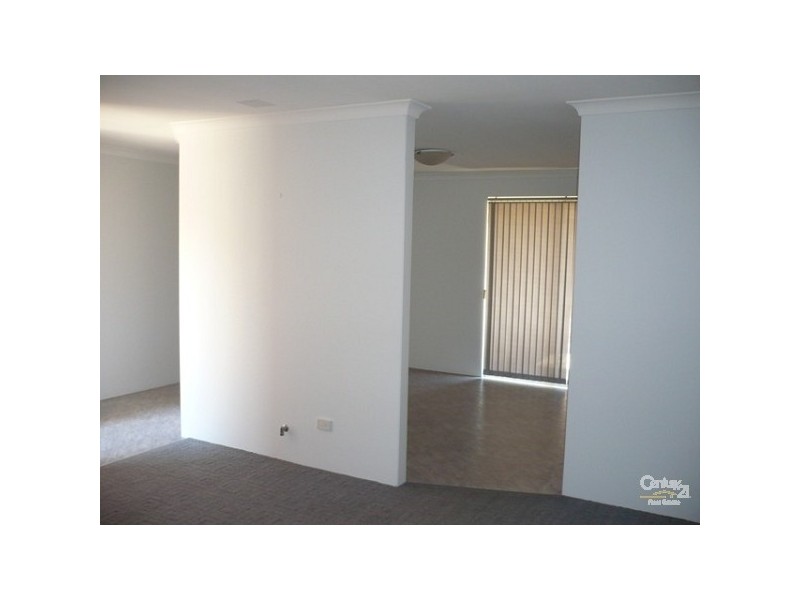 2/19 Moulden Avenue, Yokine WA 6060