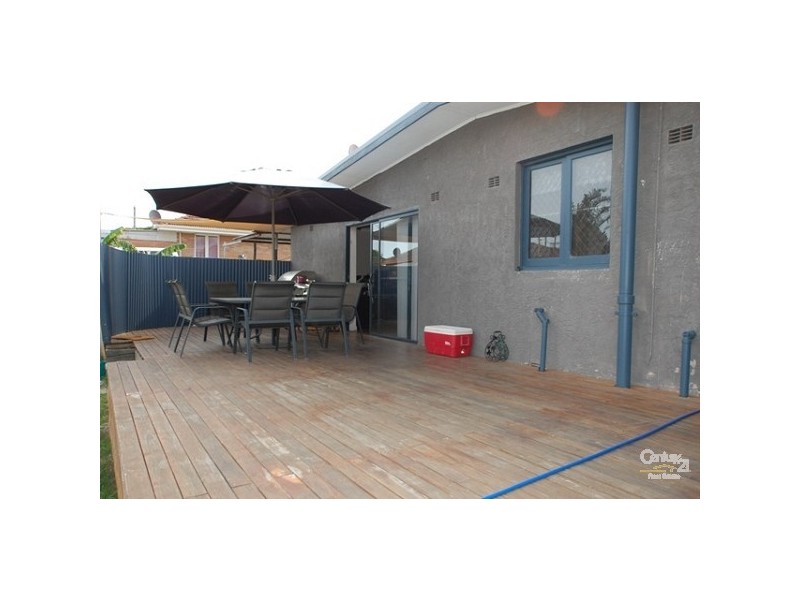 89 Rosher Road, Lockridge WA 6054