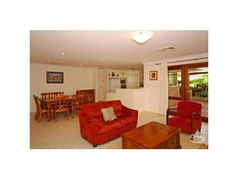 23 Cheviot Street, Dianella WA 6059