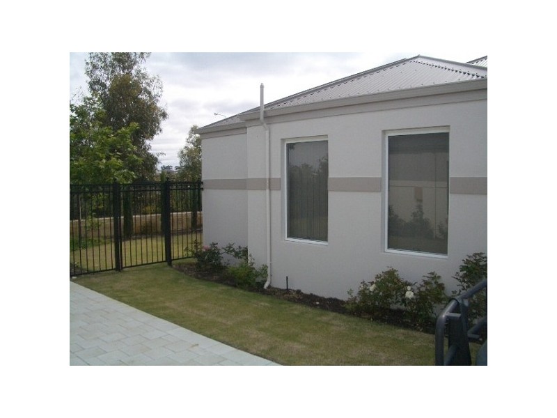 25 Yaroomba Place, Clarkson WA 6030