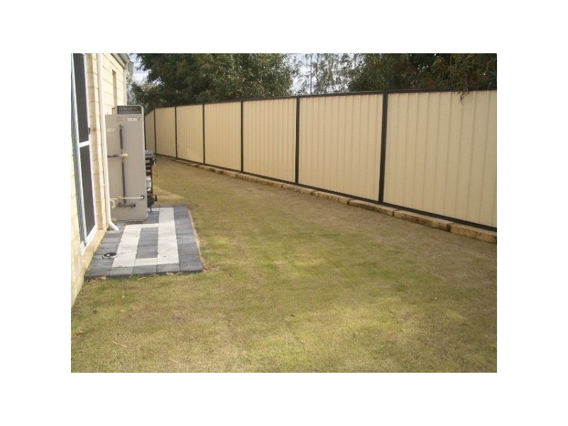 25 Yaroomba Place, Clarkson WA 6030