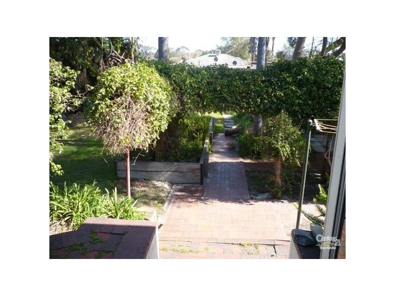 14 Henrietta Street, Bayswater WA 6053