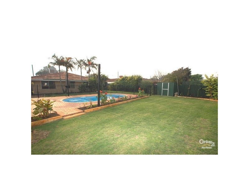 4 Cheviot Place, Dianella WA 6059