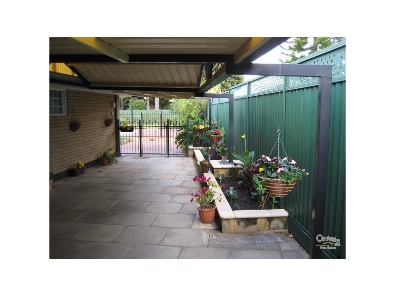 4 Cheviot Place, Dianella WA 6059