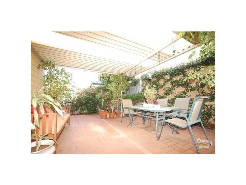 9 Lockwood Street, Yokine WA 6060