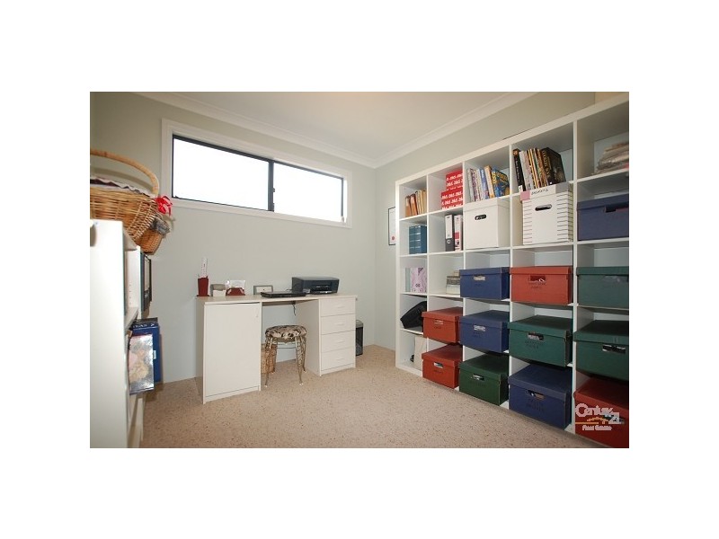 9 Lockwood Street, Yokine WA 6060