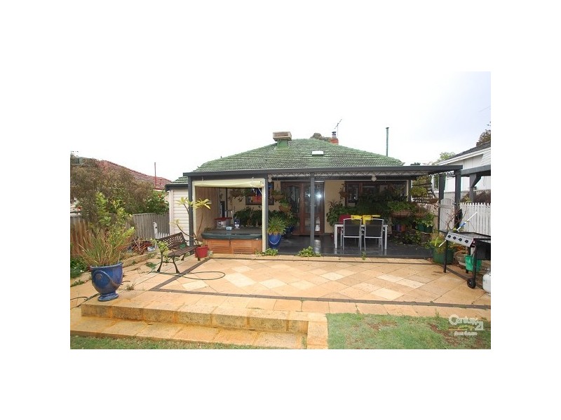 13 Toowong Street, Bayswater WA 6053