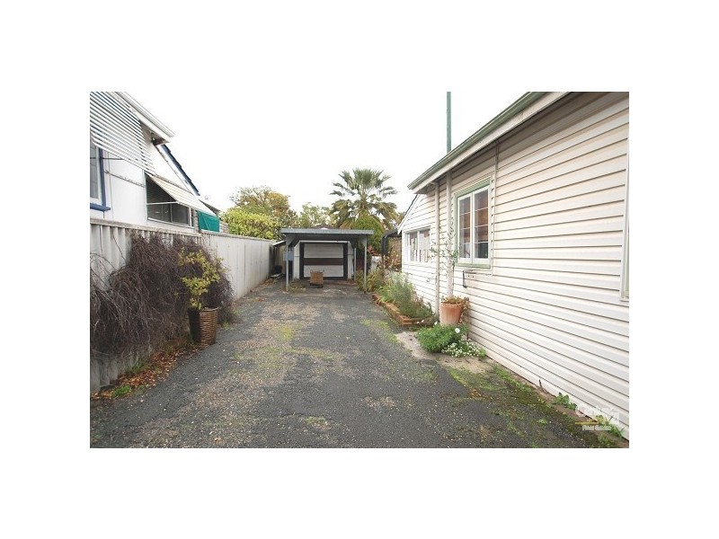 13 Toowong Street, Bayswater WA 6053