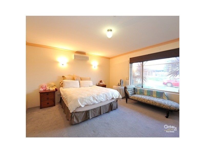 33A Welland Way, Beechboro WA 6063