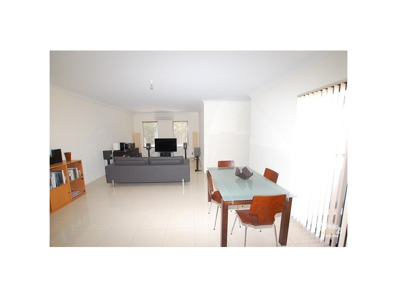 18a Myimbar Way, Nollamara WA 6061