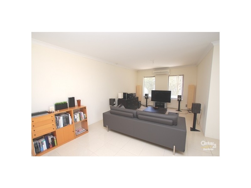 18a Myimbar Way, Nollamara WA 6061