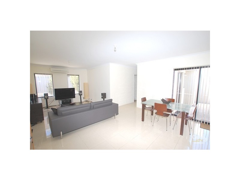 18a Myimbar Way, Nollamara WA 6061