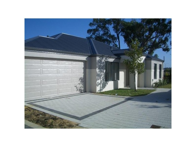 21 Yaroomba Place, Clarkson WA 6030