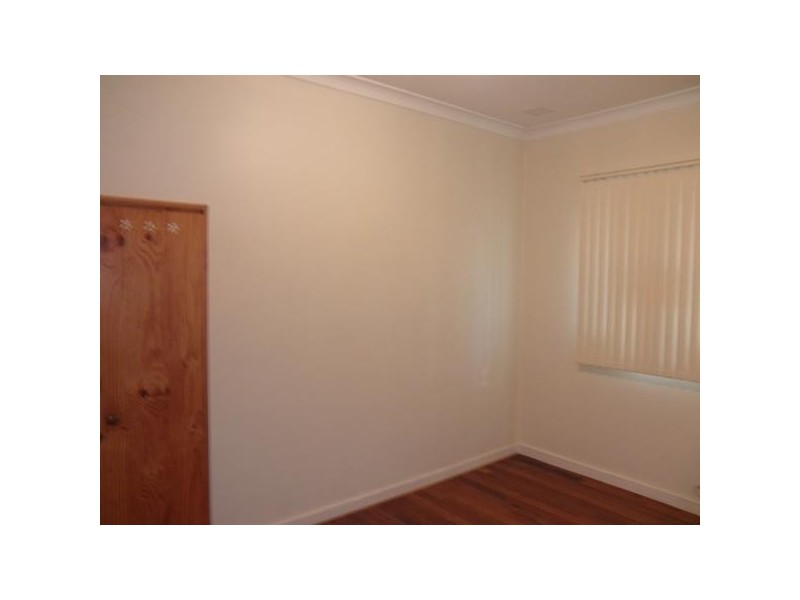 17 Poynings Street, Westminster WA 6061