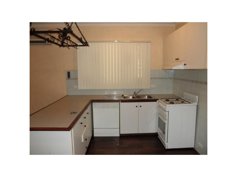 17 Poynings Street, Westminster WA 6061