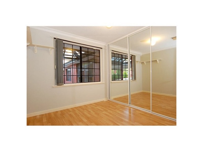 34 Elabana Crescent, Dianella WA 6059