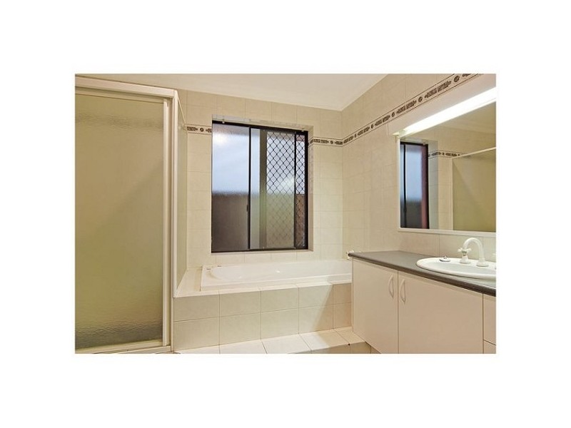 34 Elabana Crescent, Dianella WA 6059