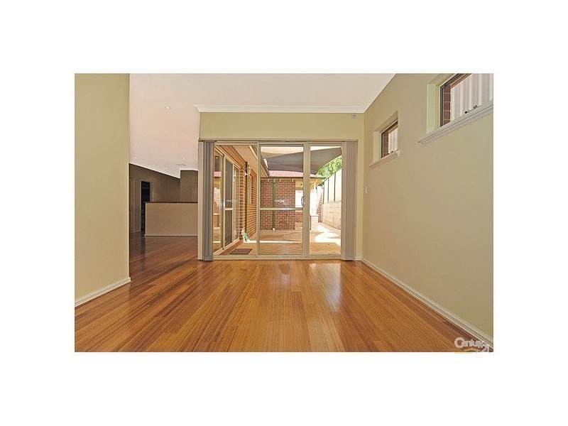 13a The Strand, Bayswater WA 6053