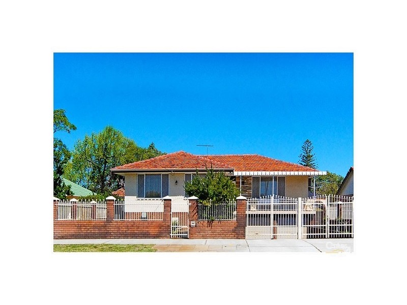 263 Grand Promenade, Dianella WA 6059