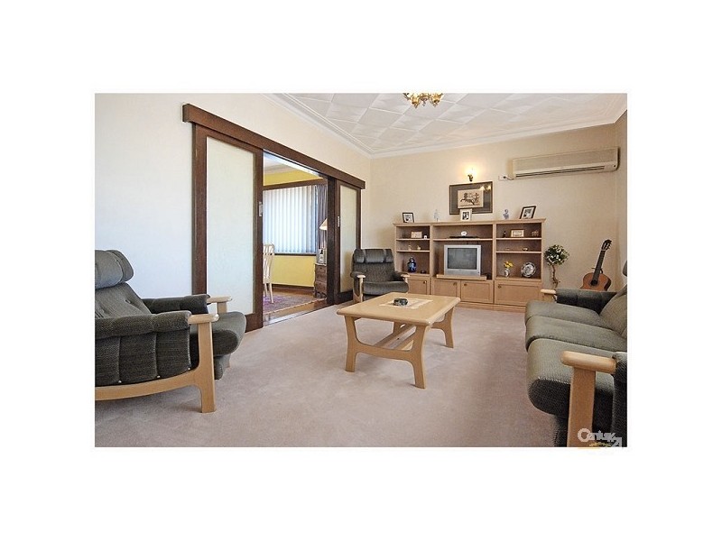 263 Grand Promenade, Dianella WA 6059