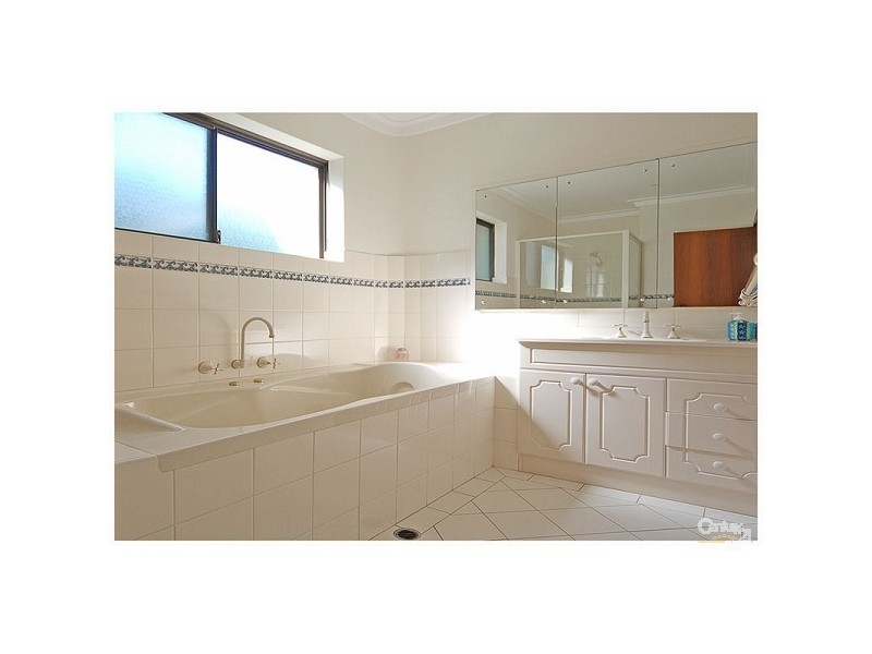 9 Seymour Avenue, Dianella WA 6059