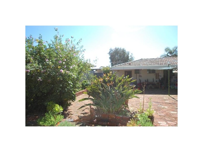 233 Wellington Road, Dianella WA 6059