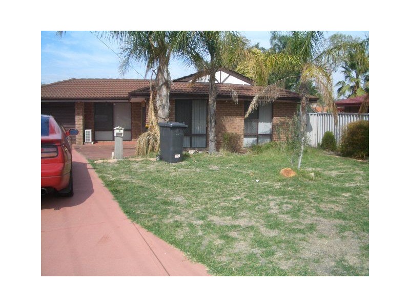 16 Salween Place, Beechboro WA 6063