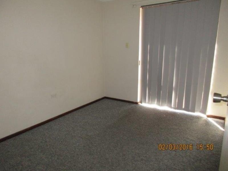 16 Salween Place, Beechboro WA 6063