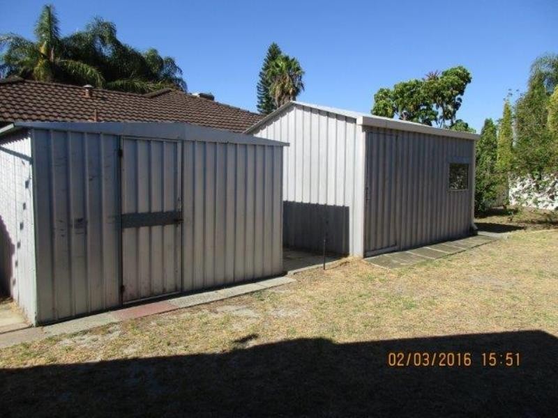 16 Salween Place, Beechboro WA 6063