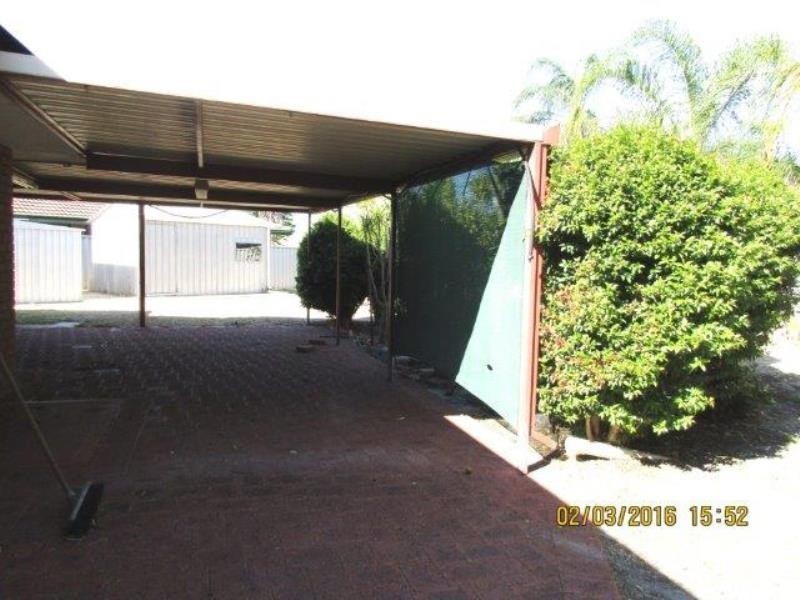 16 Salween Place, Beechboro WA 6063