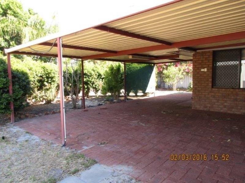 16 Salween Place, Beechboro WA 6063