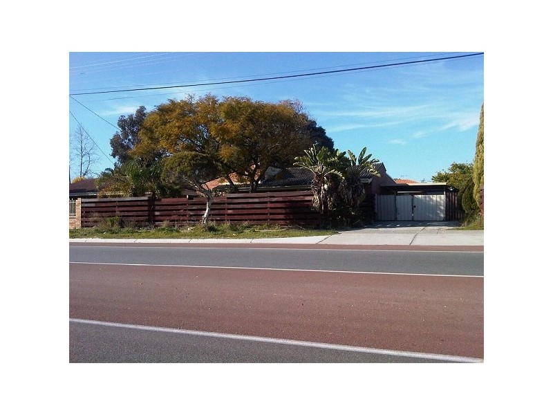 186 Ravenswood Drive, Nollamara WA 6061