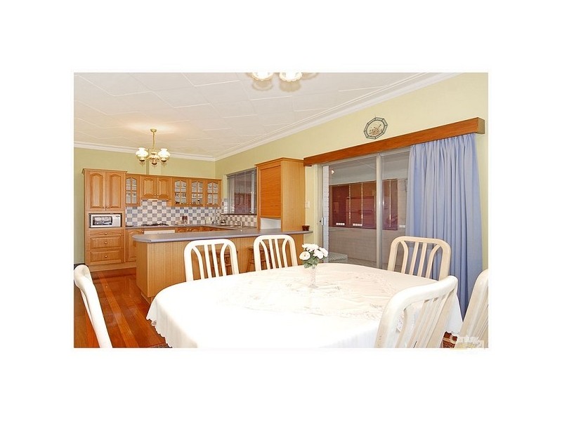 263 Grand Promenade, Dianella WA 6059