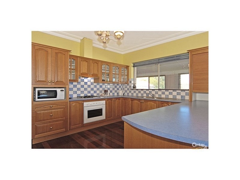 263 Grand Promenade, Dianella WA 6059