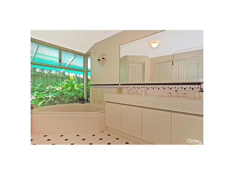 7 Asheville Parade, Landsdale WA 6065