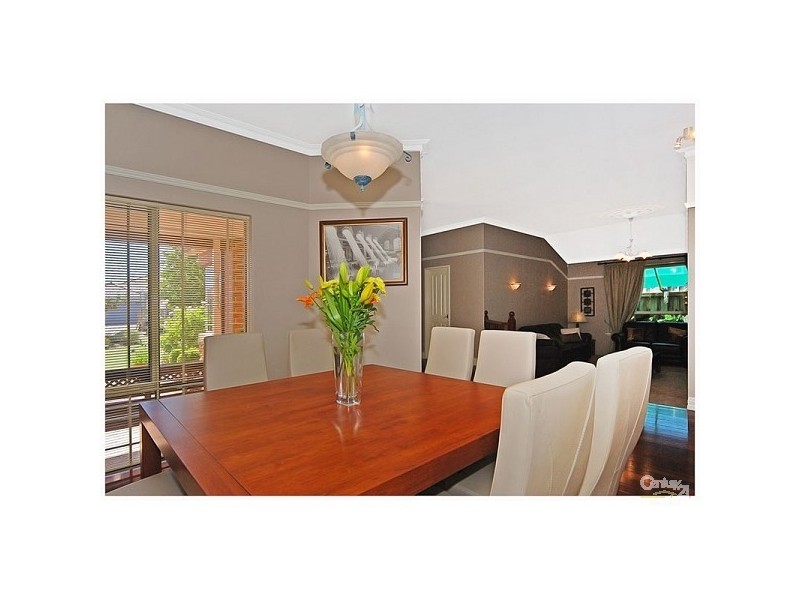 7 Asheville Parade, Landsdale WA 6065