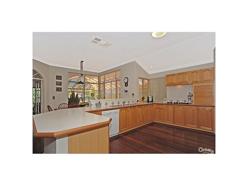 7 Asheville Parade, Landsdale WA 6065