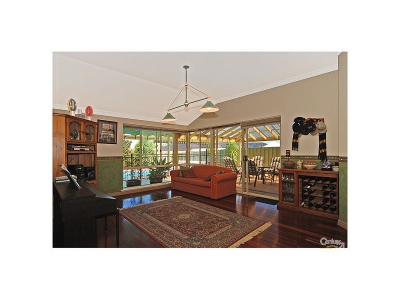 7 Asheville Parade, Landsdale WA 6065