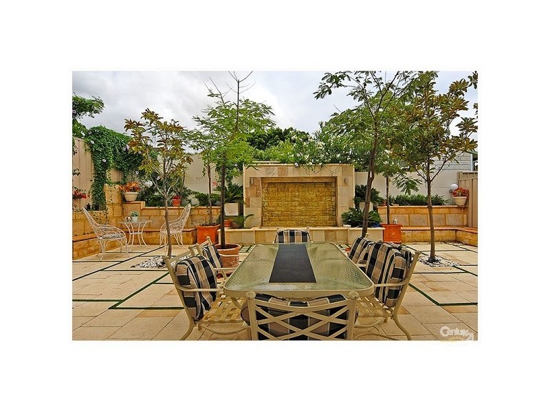 13 Derril Avenue, Dianella WA 6059