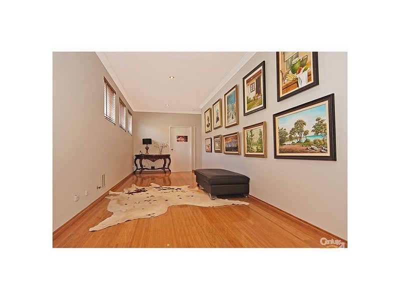 13 Derril Avenue, Dianella WA 6059