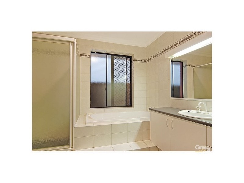 34 Elabana Crescent, Dianella WA 6059