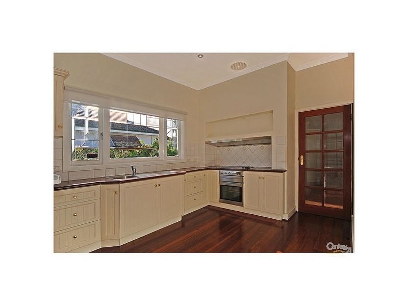 32 Toowong Street, Bayswater WA 6053
