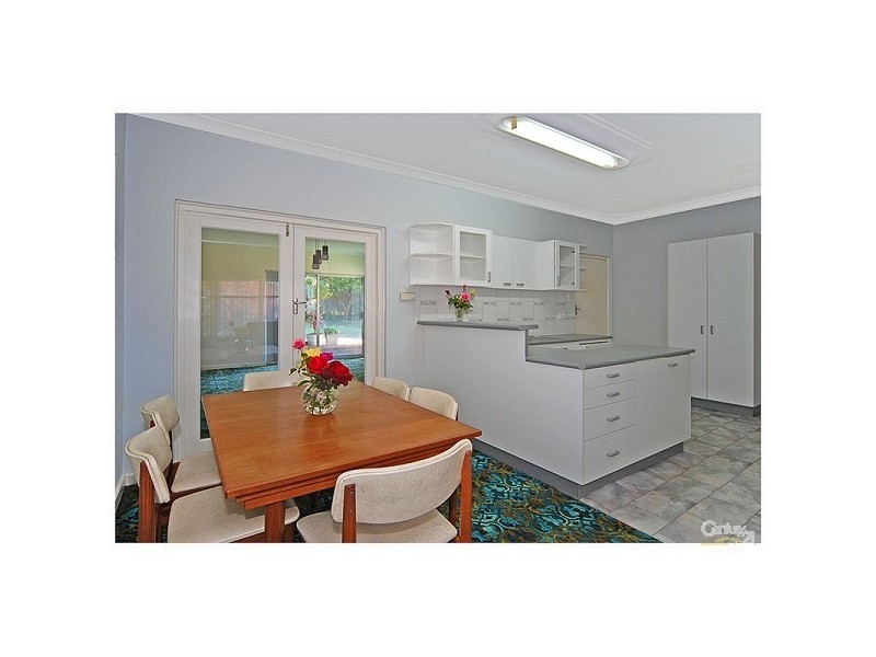 27 Elabana Crescent, Dianella WA 6059