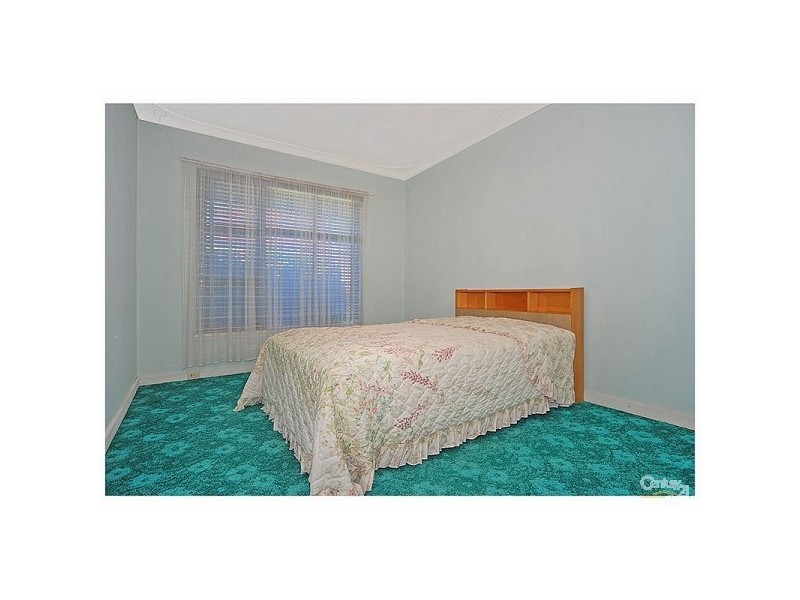 27 Elabana Crescent, Dianella WA 6059